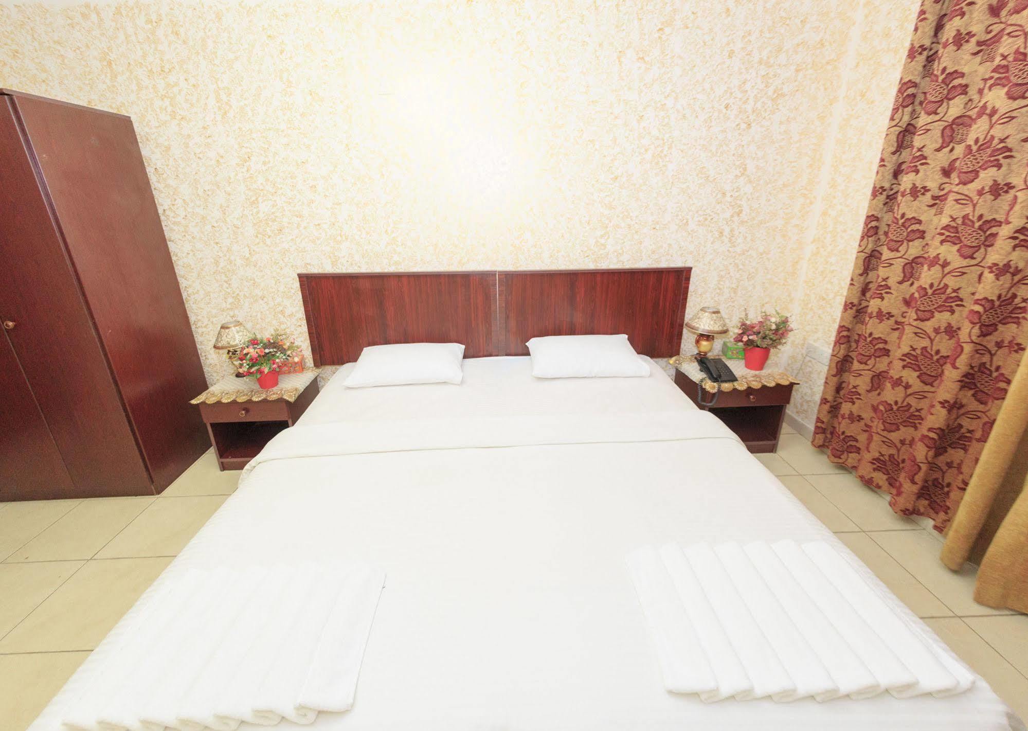 Gulf Hotel Apartment الخليج للشقق الفندقية Mascate Exterior foto